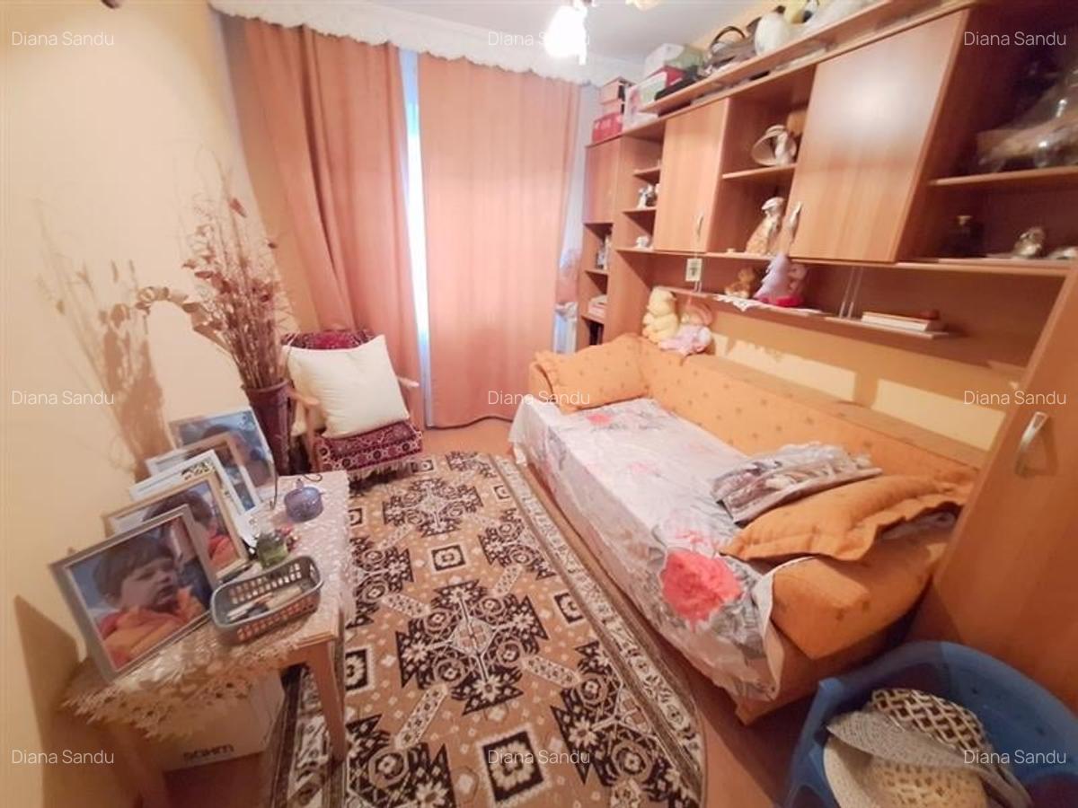 Apartament 3 camere semidecomandat zona Bazinul de Innot - 5