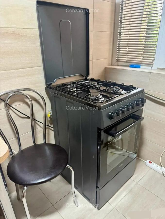 Apartament cu 3 camere decomandat, mobilat în Pajura - 5