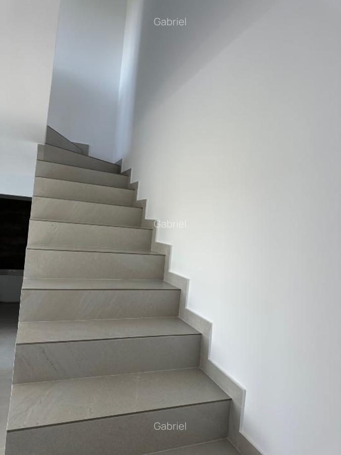 VILĂ NOUĂ DUPLEX, 5 camere, P+1E+Mansarda - Otopeni, acces rapid DN1 - 10