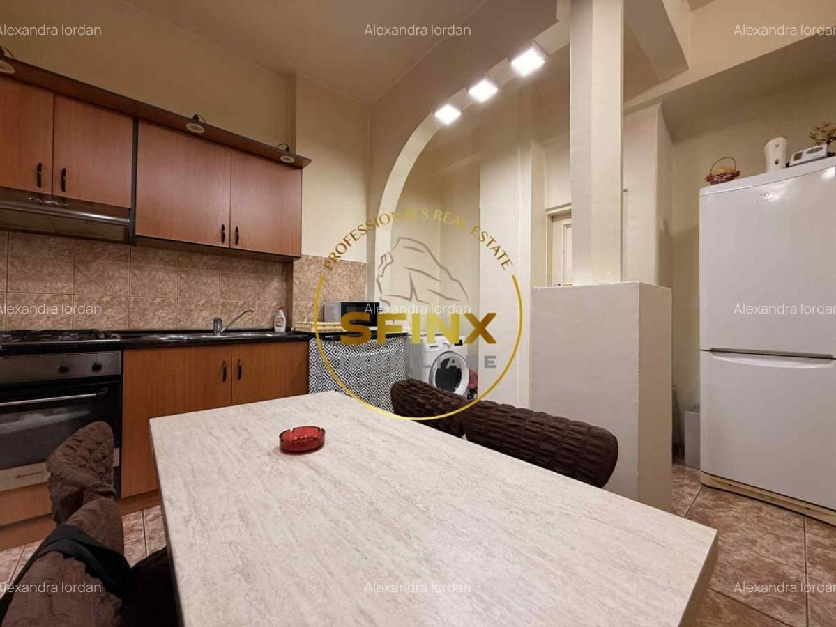 4 camere, 111 mp, Victoriei, centrala proprie, etaj 2/7 - 13