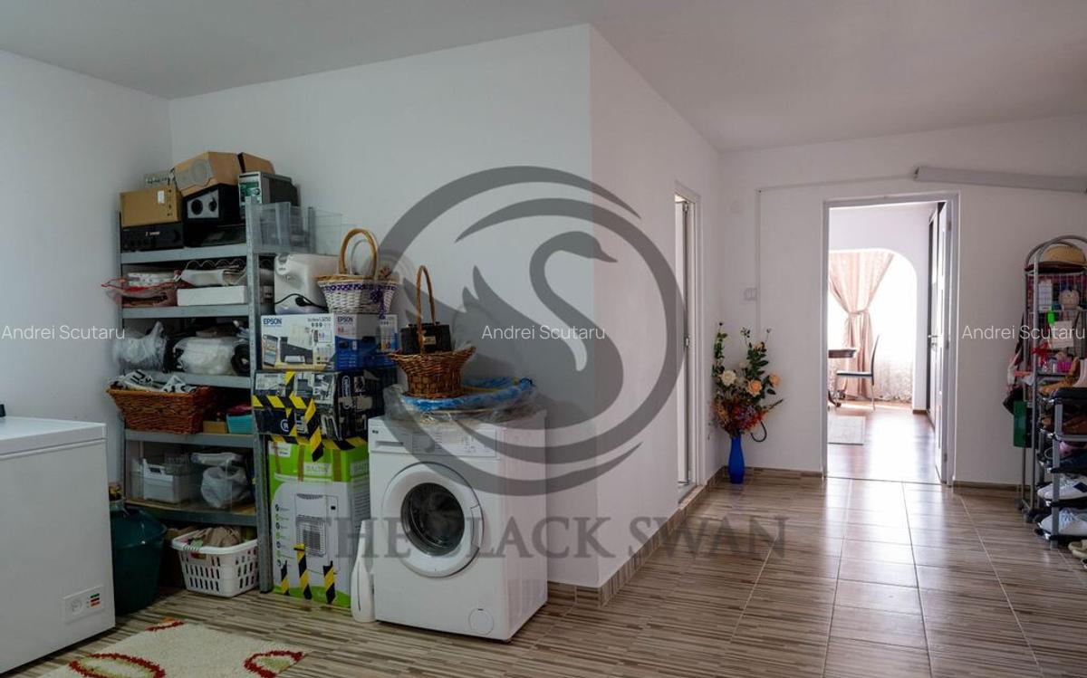 Casa cu 5 camere de vanzare | Zona Ultracentral, Baicoi |... - 9