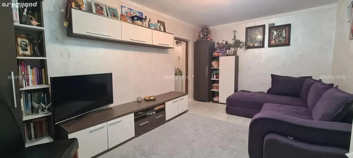 Ap. 2 cam. Parter cu balcon, strada Traian - 2