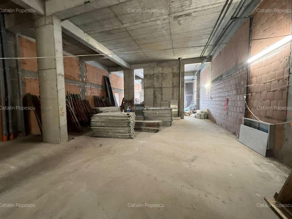 Spațiu comercial, 243 mp în P-ța Galați - 2
