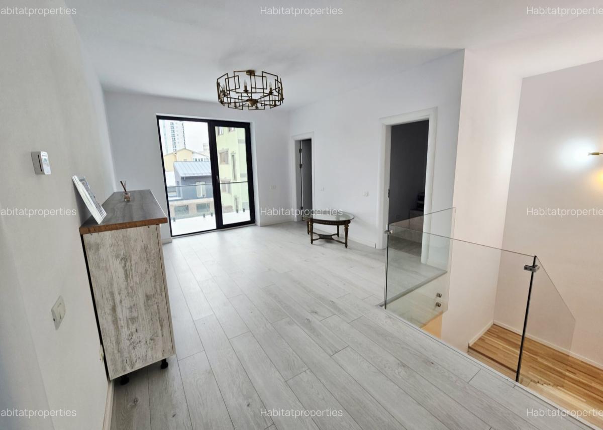 Vila noua 6 camere/3 bai, zona Tei langa parc - 1