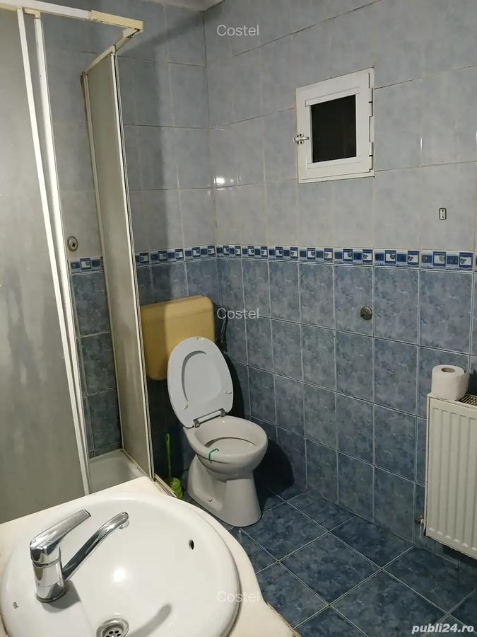 Inchiriez apartament 3 camere - 4