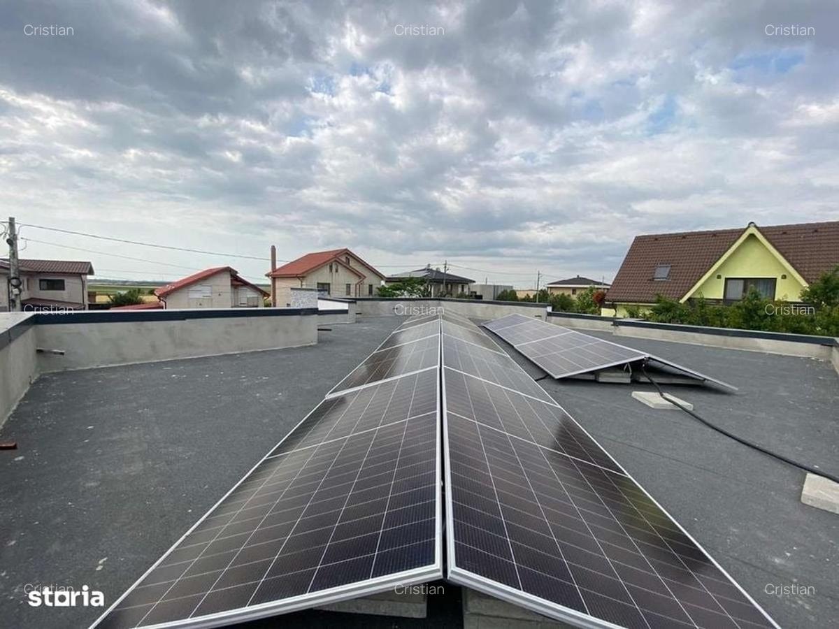 Casa la sol cu Panouri Solare Finisaje premium Predare la alb Constructie 2025 - 2