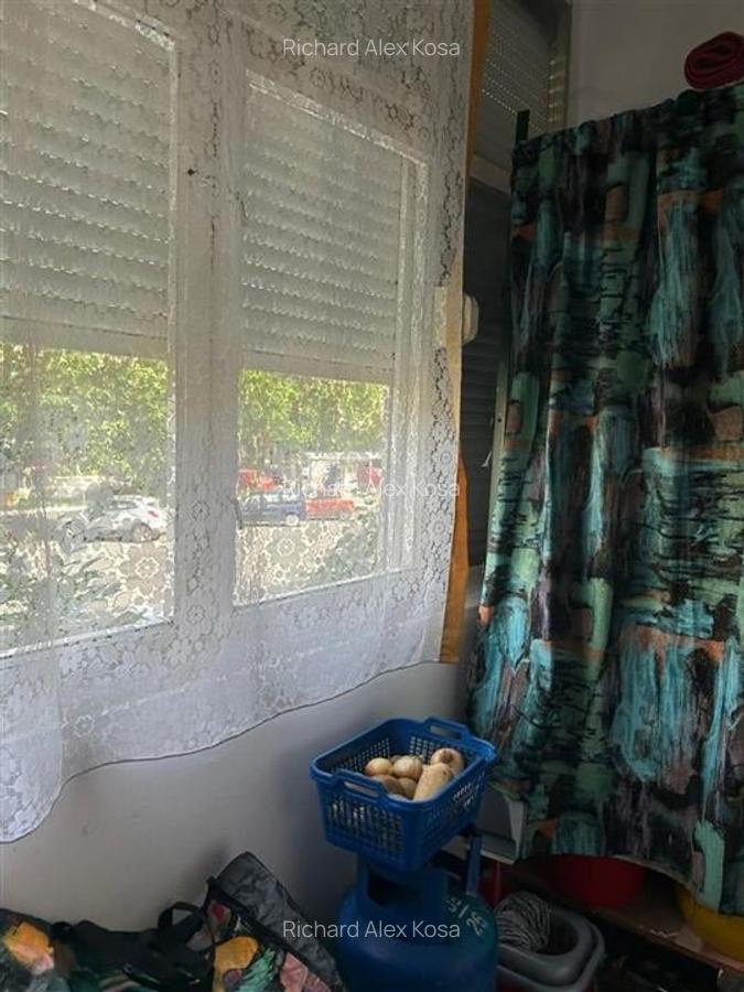 Apartament cu 3 camere semidecomandat în Valenta - 8