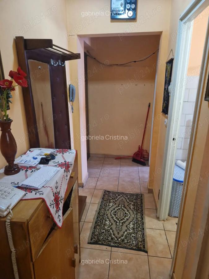 Vindem apartament 3 camere - 3