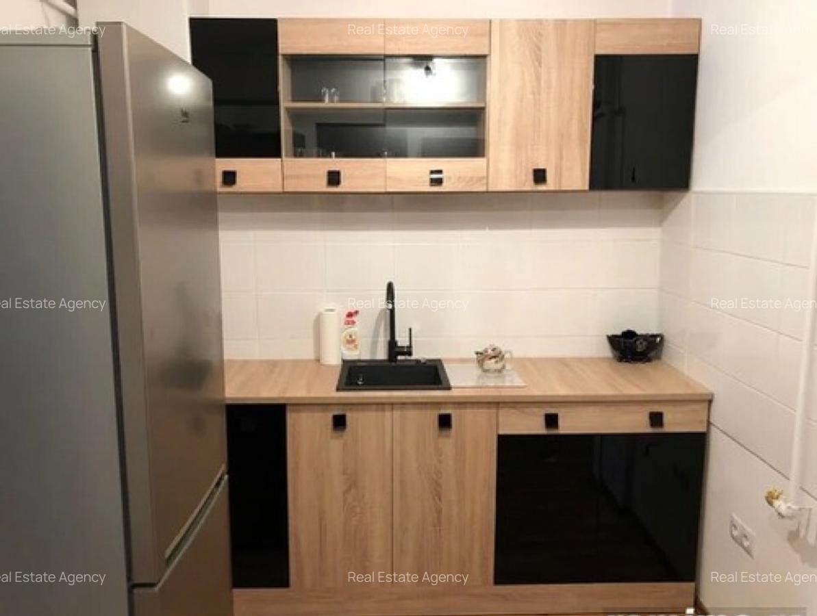 2 camere in zona Soarelui - 3