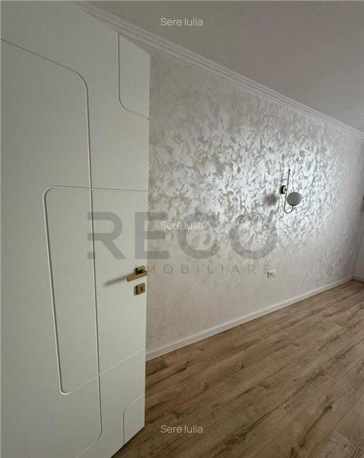 Reco Apartament ultracentral in Stei - 4