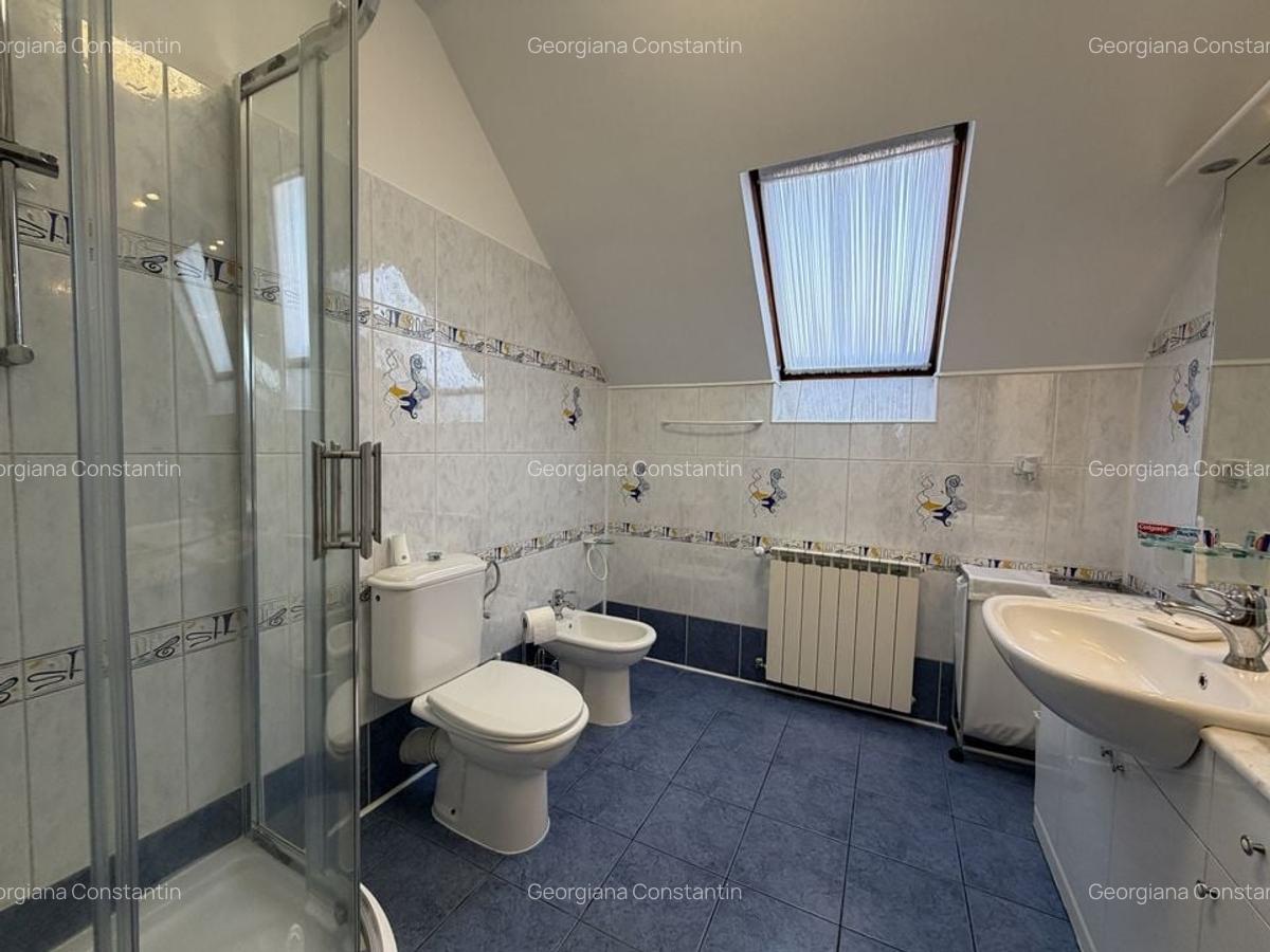 Vila cu piscina interioara, mobilata, langa British School - 9