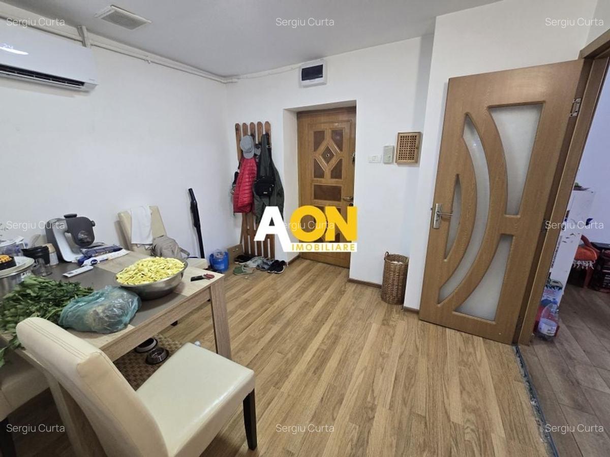 Apartament cu 2 camere decomandat în Cetate - 2