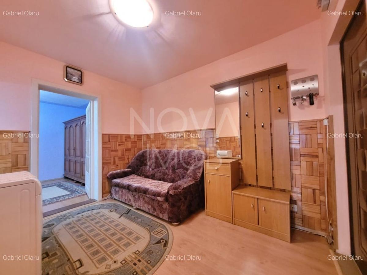 Apartament 2 camere, decomandat, Vasile Aaron - 9