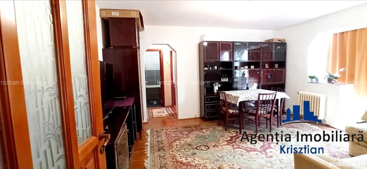 Apartament cu 2 camere de vanzare - Zona Micro 16 - 3