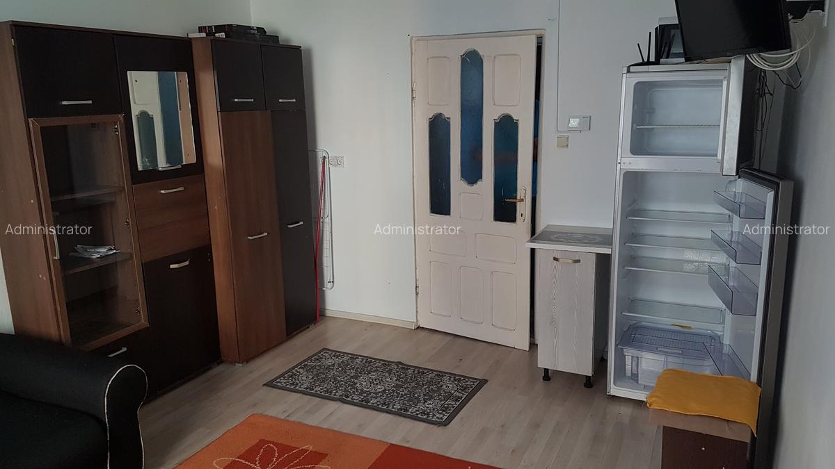 Garsoniera zona Stefan cel Mare. - 10