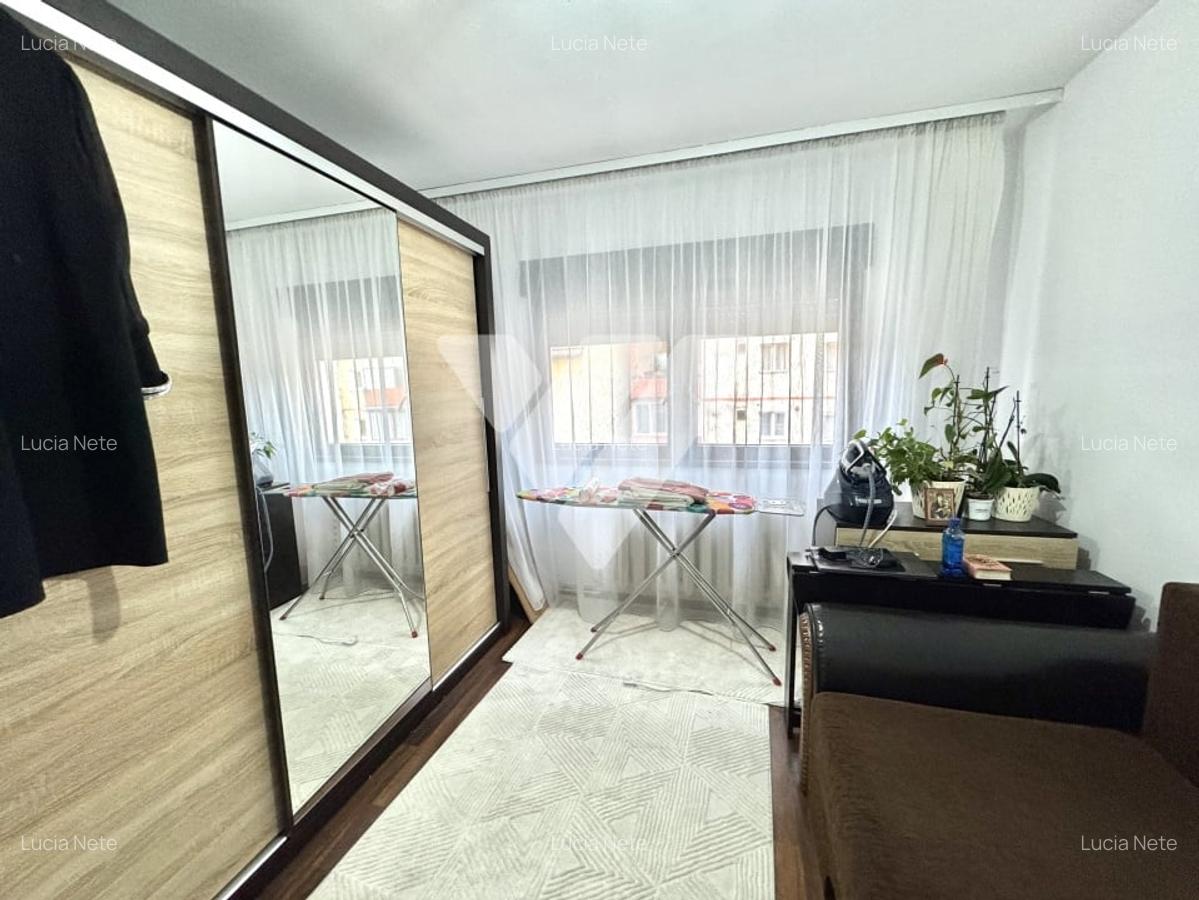 Apartament 3 camere mobilat 68 mp balcon pivnita - Vasile Aaron Sibiu - 5