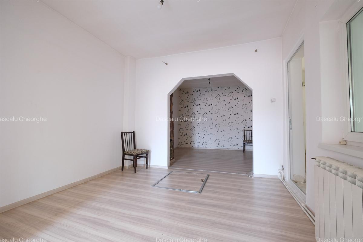 TEI TOBOC - Petricani, casa exceptionala din caramida, 4 camere si 200 mp. teren - 2
