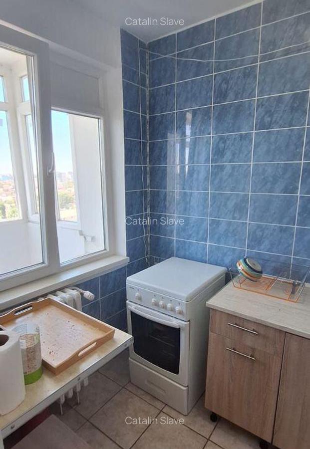 Garsoniera renovata - stradal pe Calea Vitan - Mihai Bravu - 7