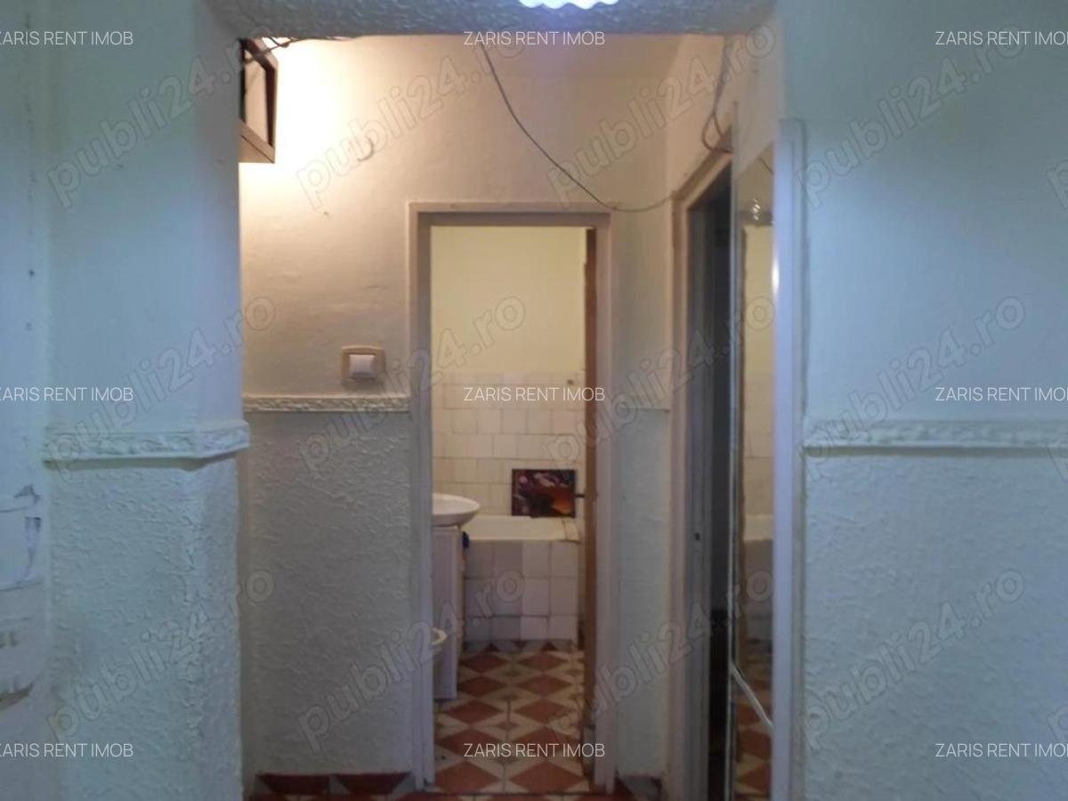 Vanzare apartament 3 camere, decomandat, parter in Ploiesti, zona Cina comision 0 - 1