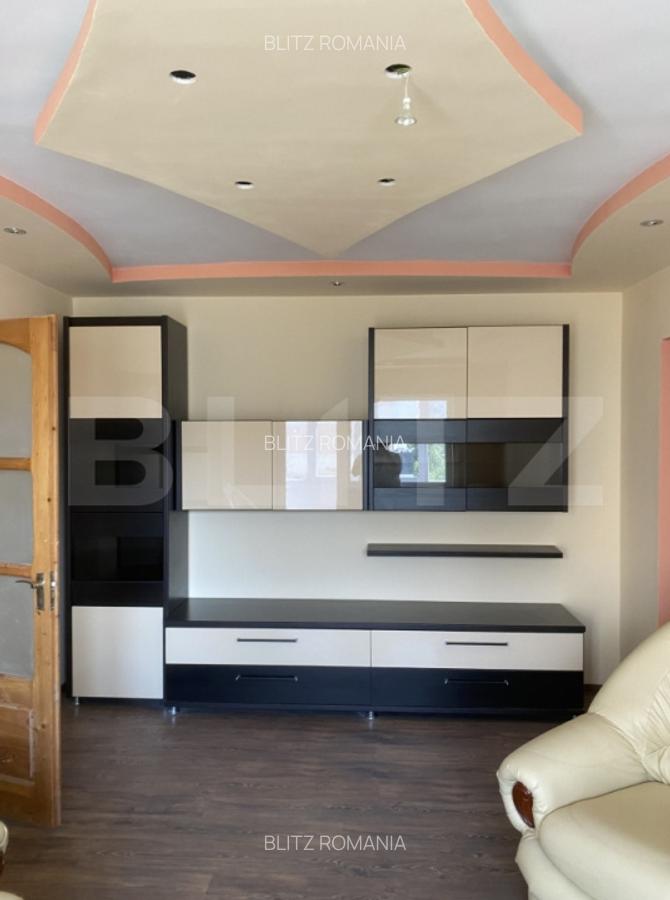 Apartament de 3 camere, 2 bai si balcon inchis, etaj intermediar - 2