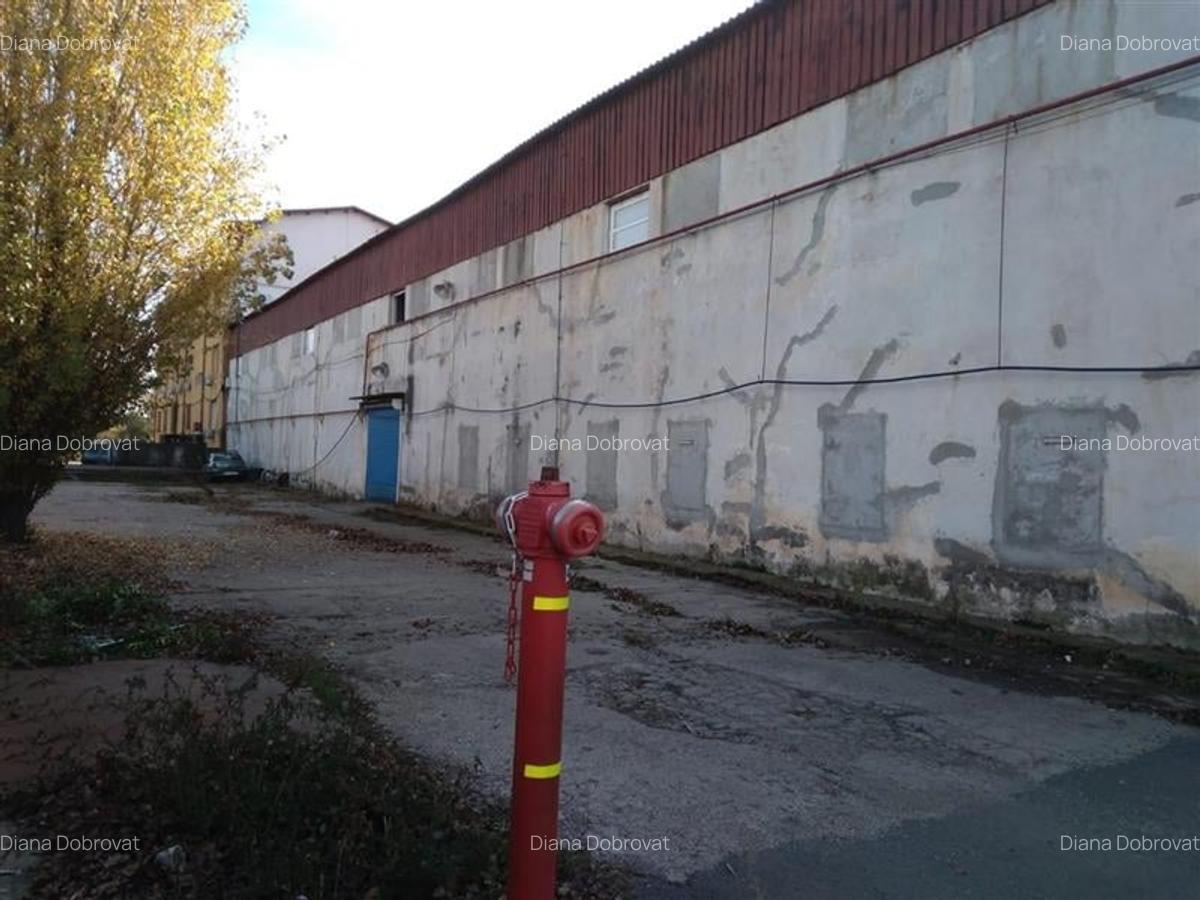 Spatiu depozitare - 650 mp - parcare platforma betonat - 10