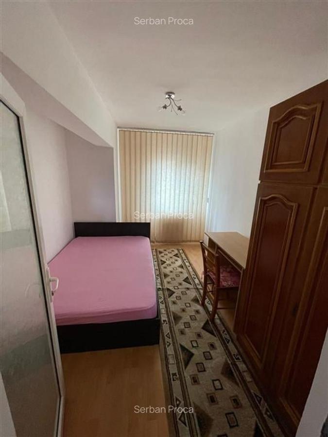 Apartament cu 3 camere decomandat în Gară - 3