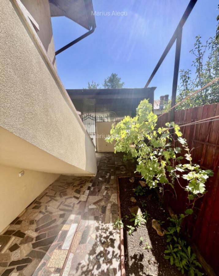 Casa de vanzare Frumusani - Spatiu Comercial la Parter - 25 - 12