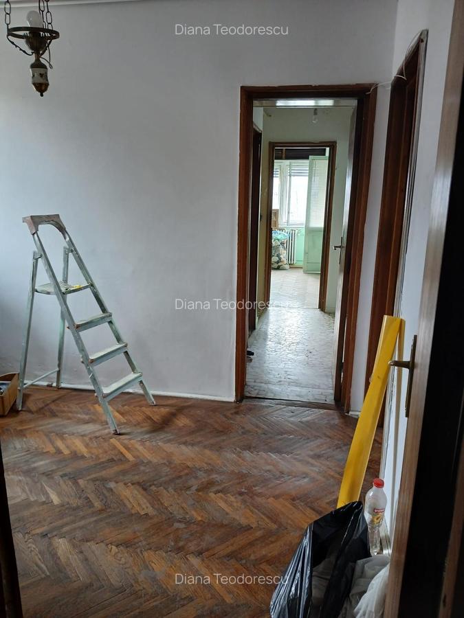 Apartament cu 4 camere decomandat în Cotroceni - 5