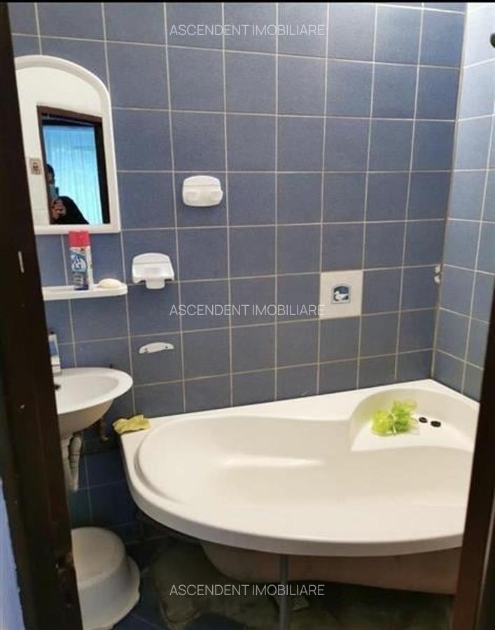 Apartament cu 2 camere, Teatrul Dramatic - 3