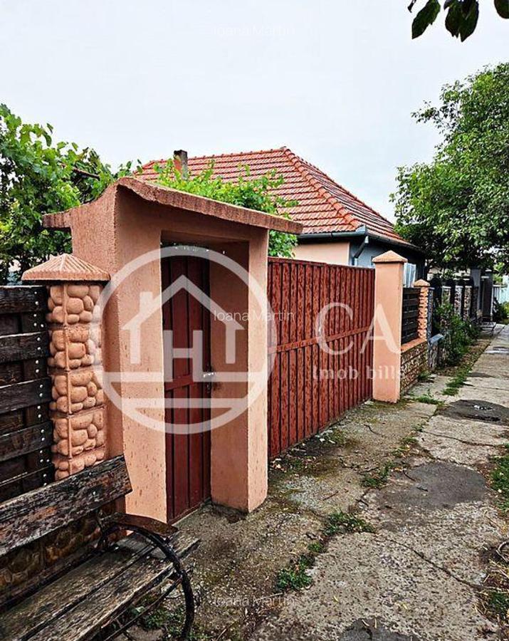 Casa de vanzare cu 4 camere si teren de 1520 in satul Bat... - 2