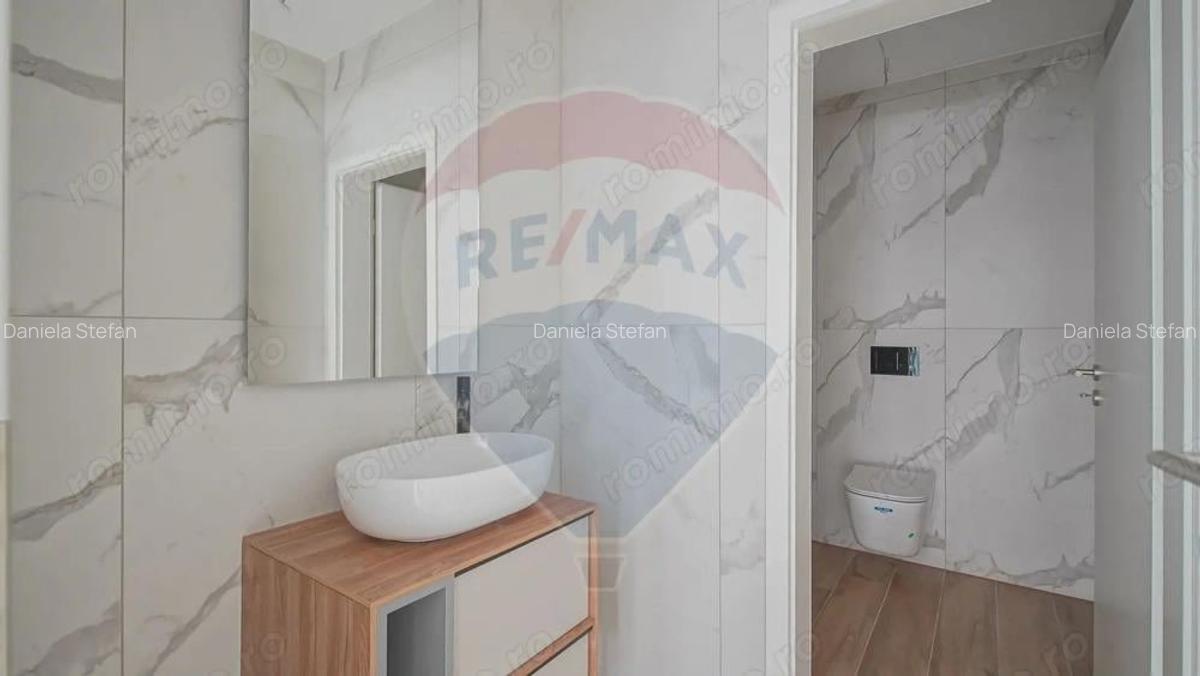 Spa?iu comercial 129.4 mp ultracentral Cosmopolit - 2