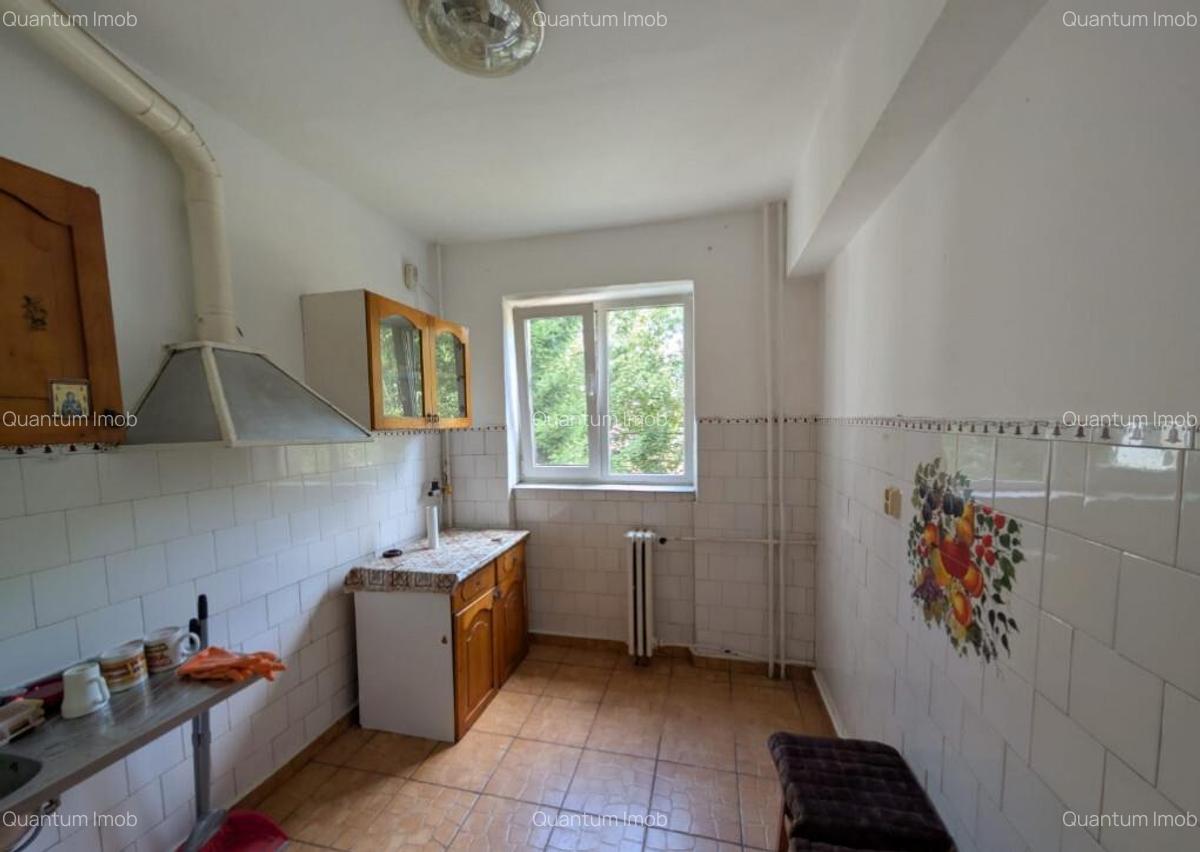 Apartament 3 camere decomandat, 67mp, Mihai Bravu, etaj 1/4 - 2
