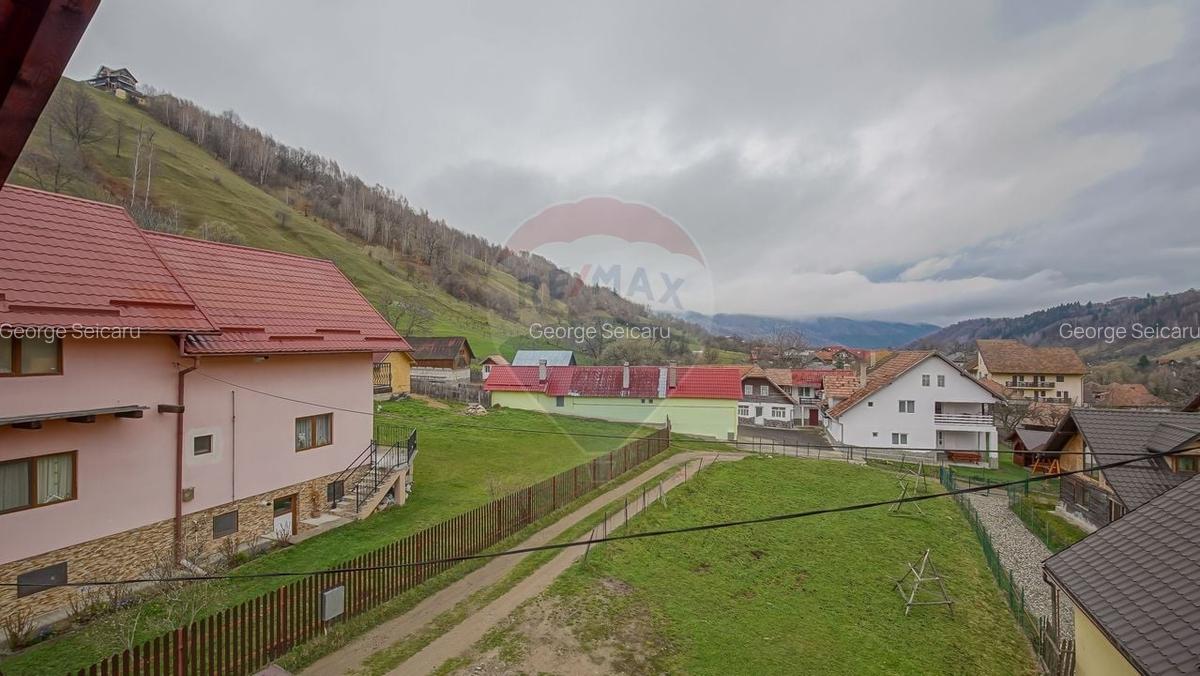 Pensiune cu 7 camere in Moieciu | TOATE UTILITATILE | COMISION 0% - 16