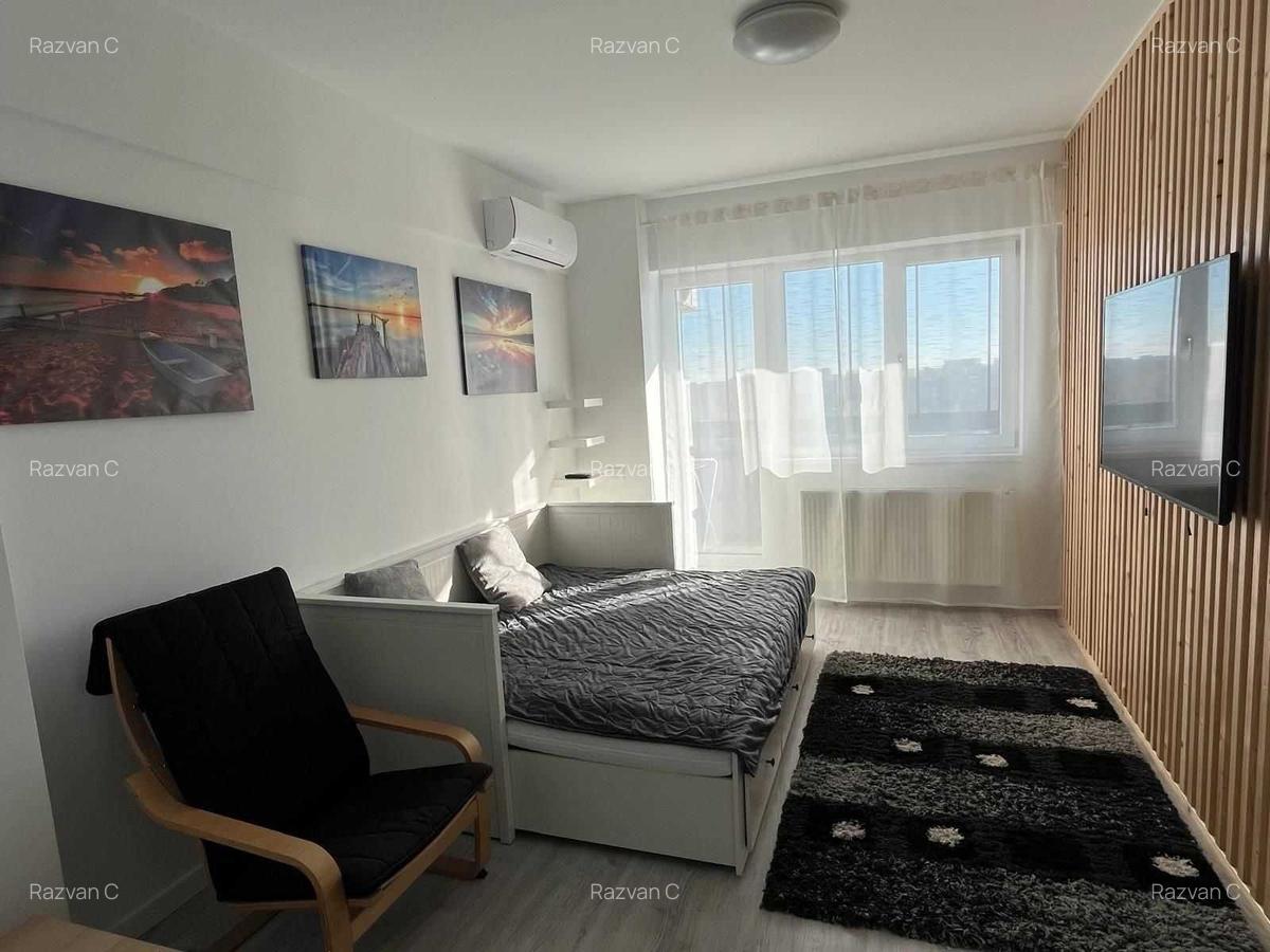 TITAN -  4 min. statia de metrou Costin Georgian - Garsoniera BLOC NOU - 2