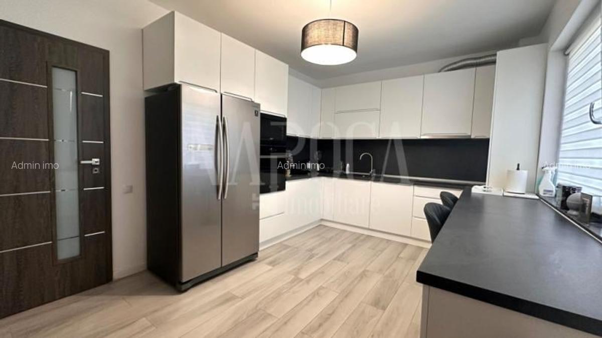 Casa 4 camere de vanzare in Floresti - 2