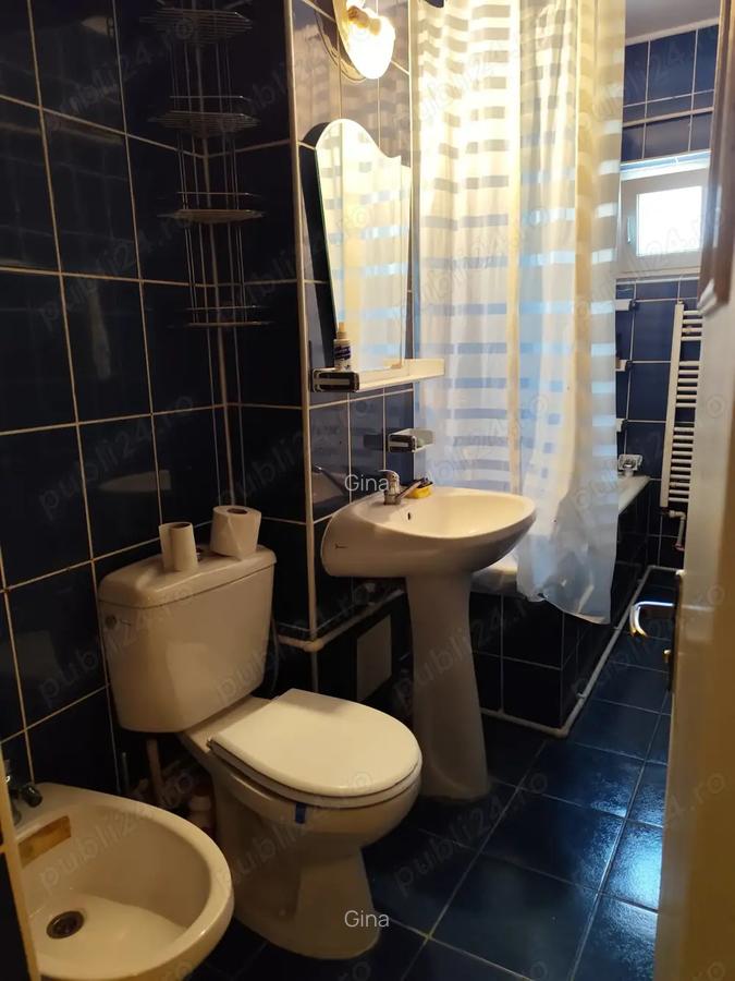 Apartament 3 camere zona Port - 24