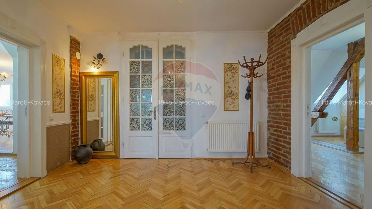 Apartament cu 5 camere decomandat, mobilat în Centrul Istoric - 10