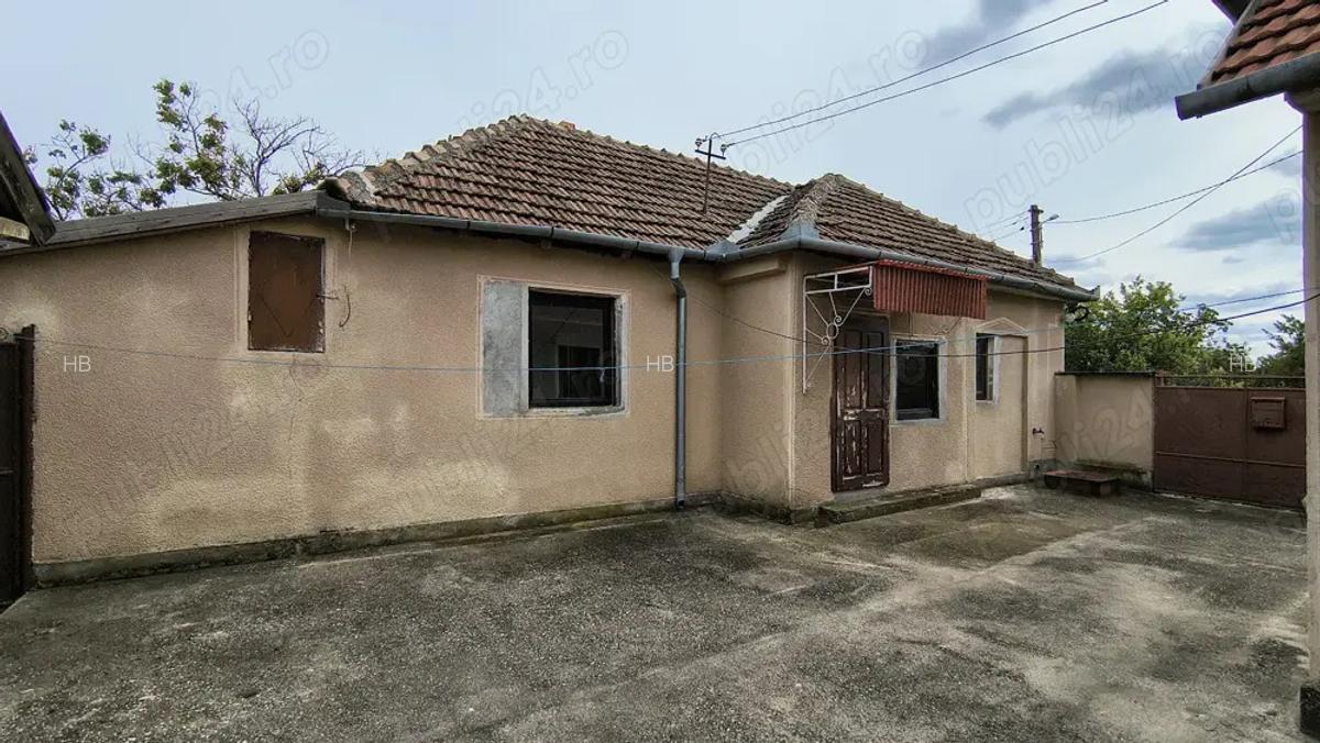 De vanzare casa in Semlac - 1
