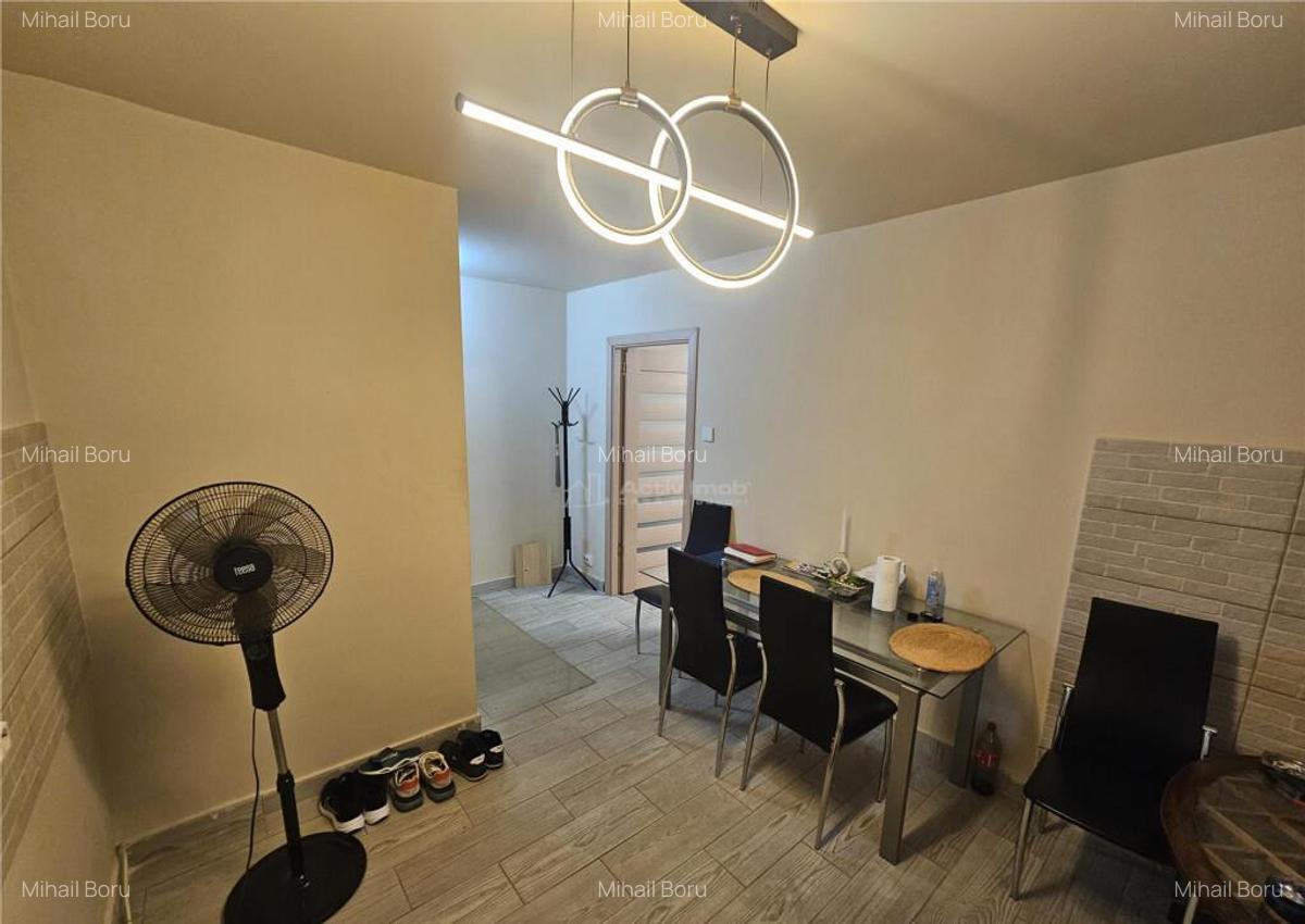 Resita, 2 Cam. Cf. 1, Renovat, Parter, Micro 1 - 8