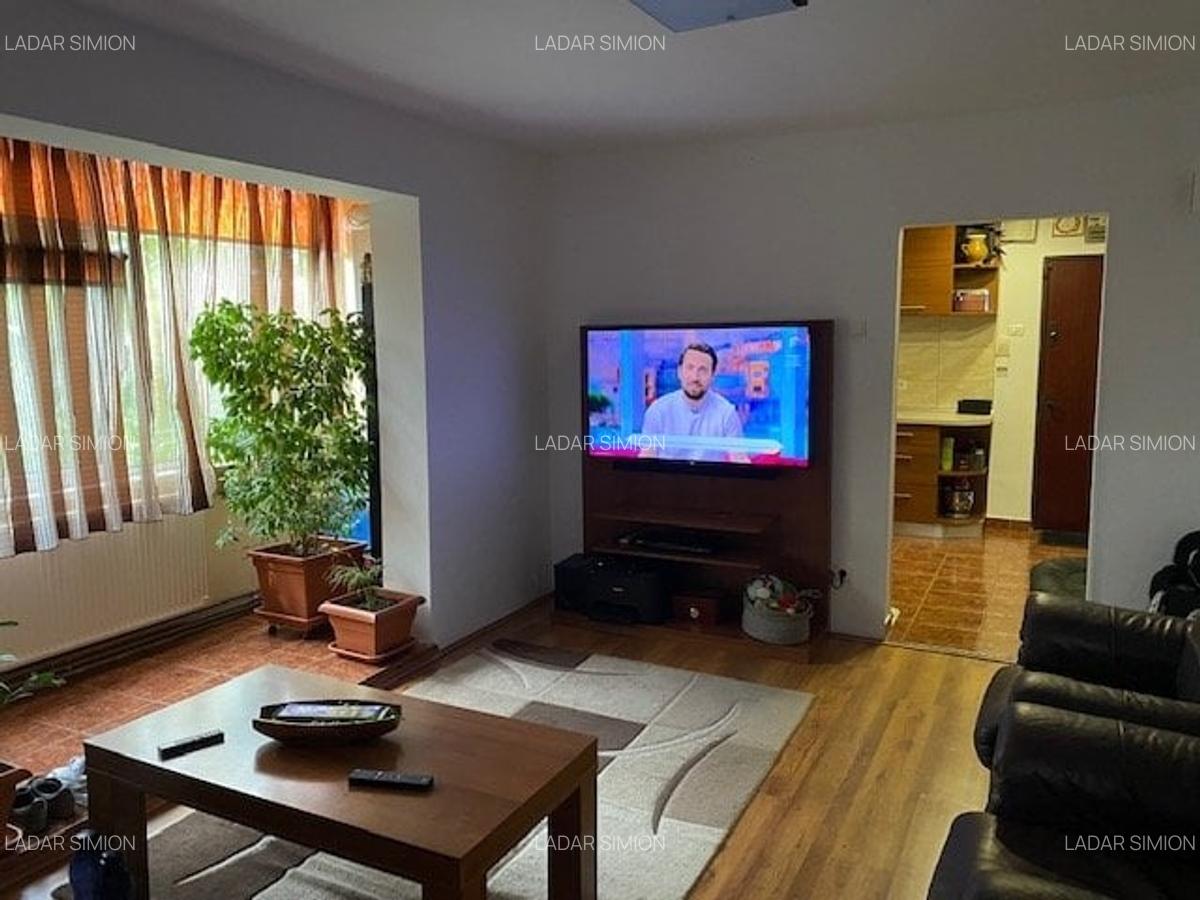 3 camere lux Complex- olimpia - 2