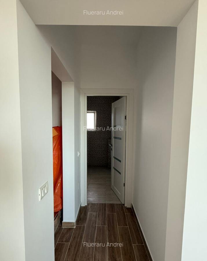 Garsonera renovata, spatioasa, rondul cu flori Berceni - 9
