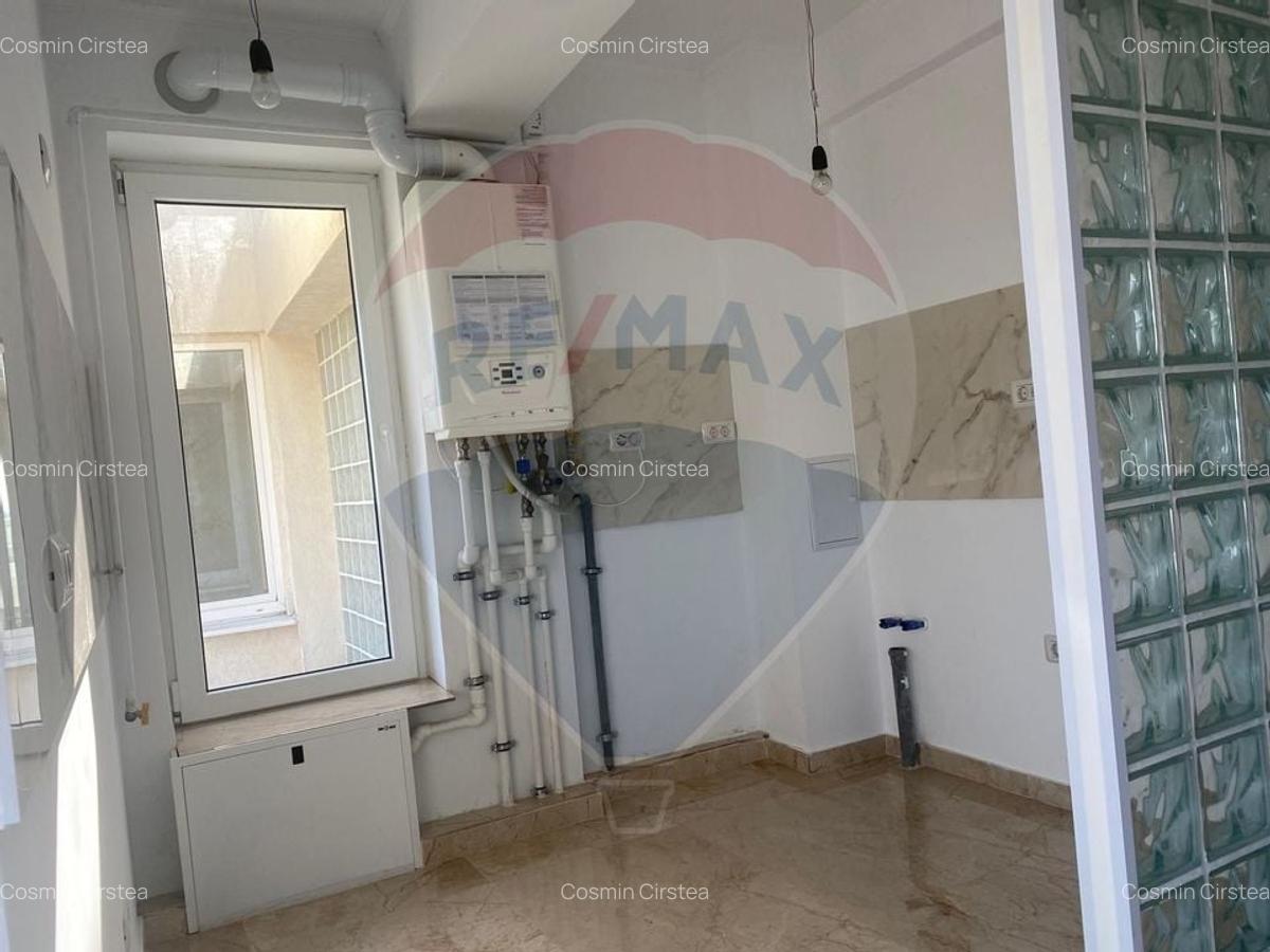 DE VANZARE Apartament cu 4 camere in zona Straulesti - 9