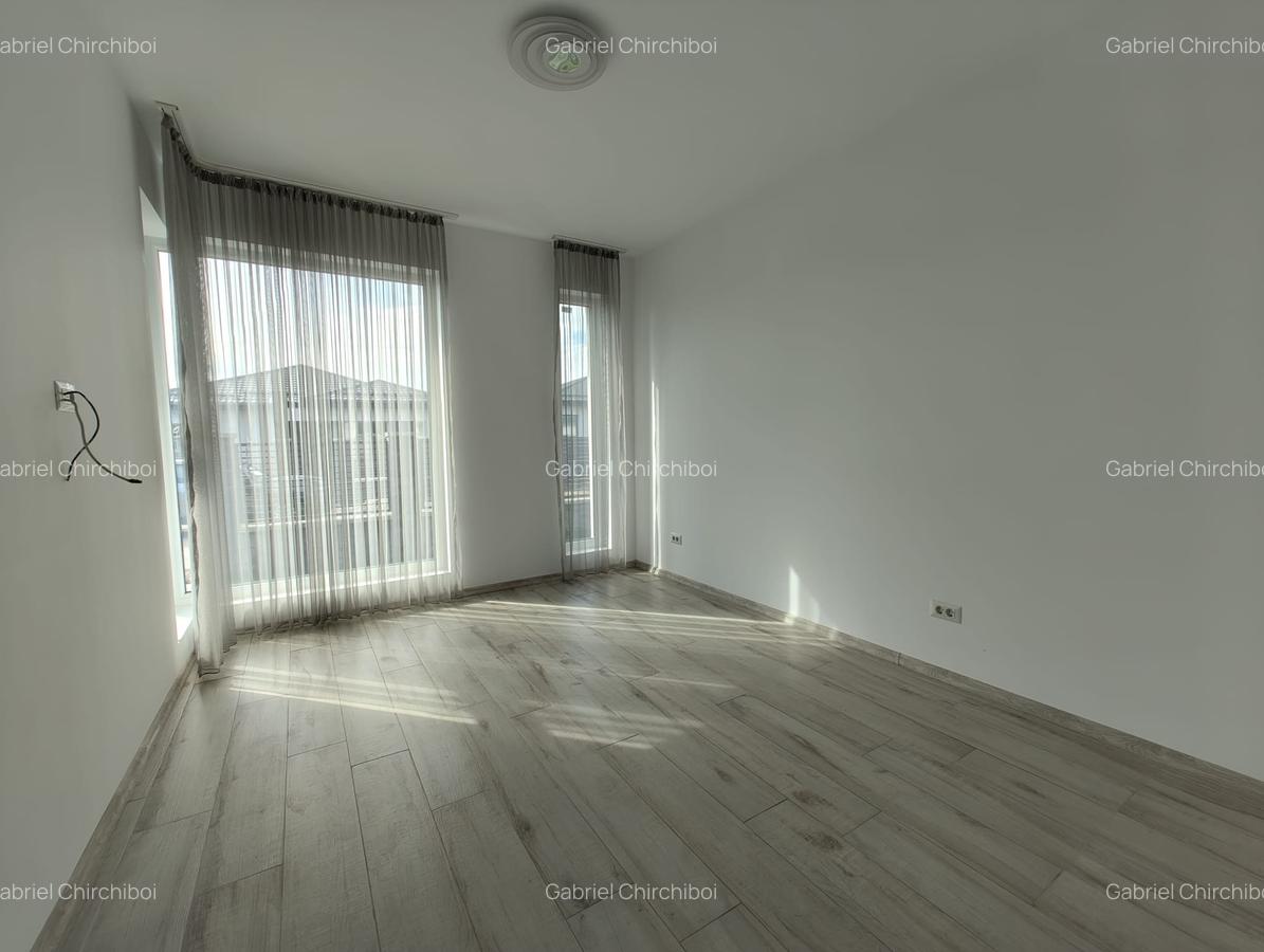 Casă modernă parter – 3 camere, 2 băi, pompă de căldură și panouri solare - 14 Casă modernă parter – 3 camere, 2 băi, pompă de căldură și panouri solare - 14