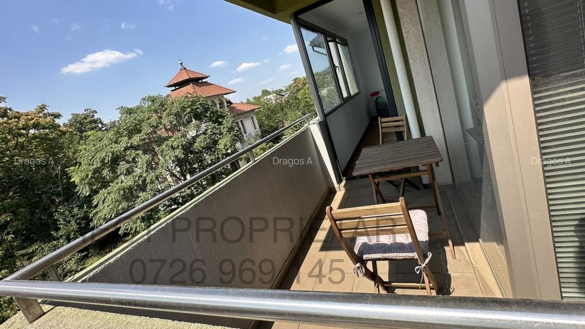 Apartament cu 3 camere decomandat în Iancului - 2