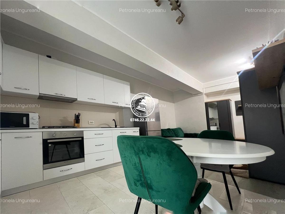 Apartament de inchiriat in Complex Royal Town - 3