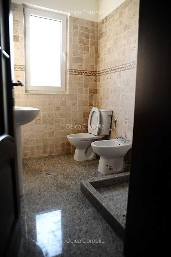 Cotroceni, Eroilor, apartament in vila, liber, parter inalt, curte, doua intrari - 6