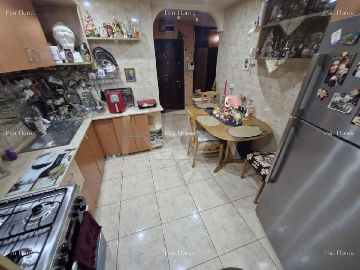 Apartament cu 4 camere - zona Auchan Vitan - 10