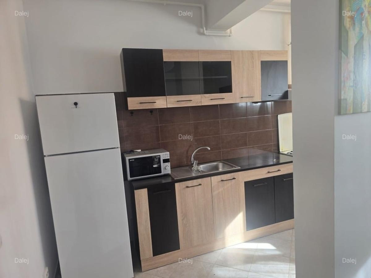 Apartament 2 camere centru, 7 minute de aeroport - 4