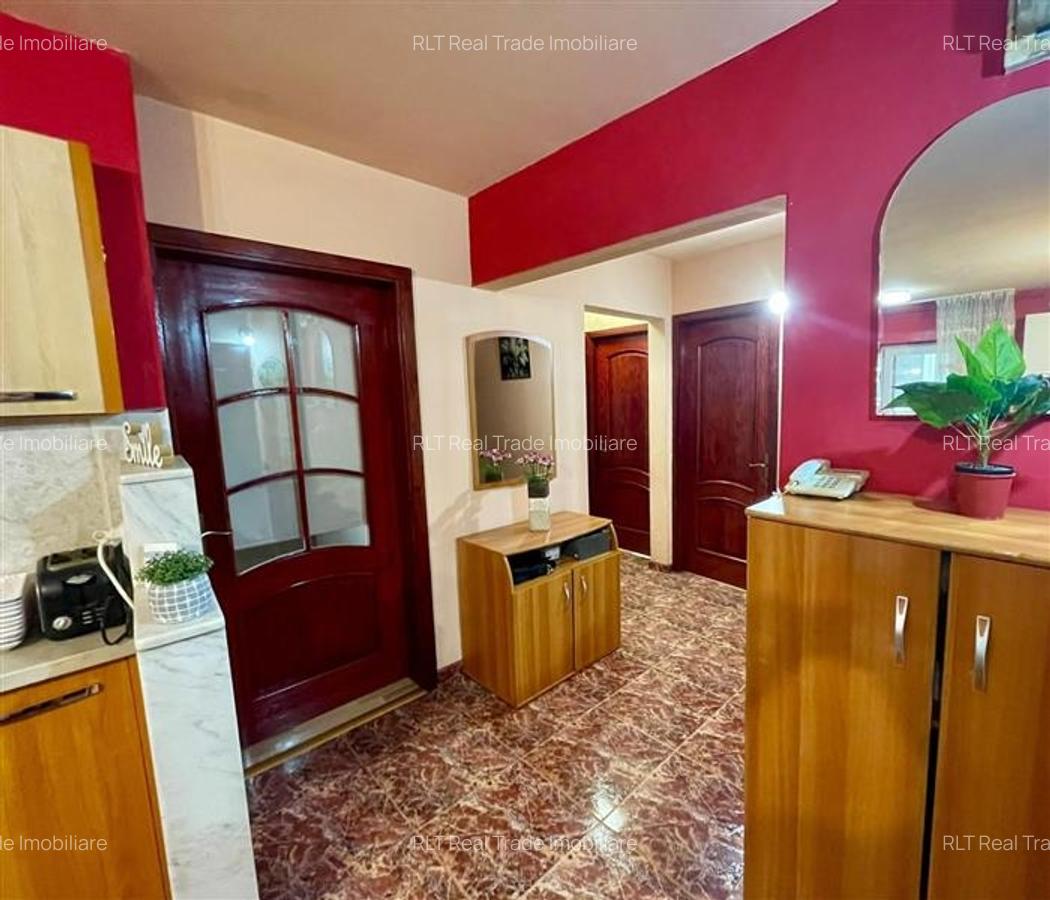 Apartament cu 4 camere decomandat, mobilat în Răcădău - 6