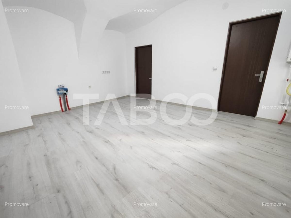 Apartament renovat de vanzare pe strada Ocnei din Sibiu - 3
